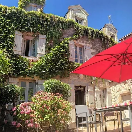 Bed & Breakfast Le Logis Des Soeurs Grises 2*